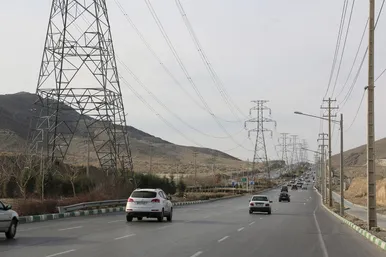 سلامت زیر فشار برق