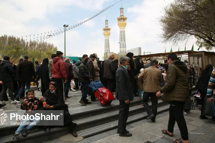 برپایی ١۴٠ ایستگاه صلواتی و موکب در مسیر‌های منتهی به حرم‌مطهر رضوی
