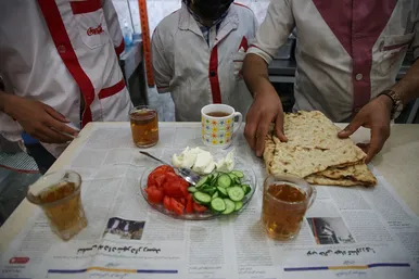 سفره های افطار ساده