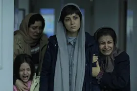 نخستین تیزر فیلم&zwnj; &laquo;زن و بچه&raquo; با بازی پریناز ایزدیار و پیمان معادی + فیلم