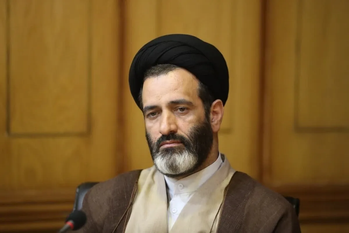 نایب‌رئیس کمیسیون صنایع و معادن مجلس: هر زمان جمع‌بندی نهایی بر عادی‌شدن شرایط باشد، اینترنت بین‌الملل در دسترس قرار می‌گیرد