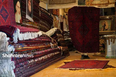 عکس‌هایی از بازار فرش مشهد