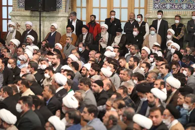 حضور و سخنرانی رهبر انقلاب در اجتماع زائران و مجاوران حرم مطهر رضوی- ۳