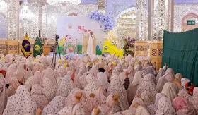 جشن تکلیف ۲ هزار دختر مشهدی در حرم مطهر رضوی برگزار شد