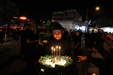 آیین سینی گردانی حضرت قاسم علیه السلام در شب هشتم محرم