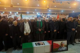 مراسم تشییع و تدفین پیکر &laquo;سرلشکر شهید عزیز نصیرزاده&raquo; وزیر دفاع، برگزار شد + فیلم