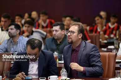 گزارش تصویری | مراسم تجلیل شهرداری از افتخارآفرینان فوتبال پایه مشهد در کشور