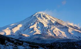 ویدئو| نمایی زیبا از نوک قله دماوند