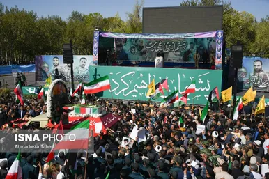 تشییع باشکوه پیکر سردار شهید زاهدی در اصفهان