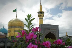 تشرف یک جوان کره&zwnj;ای به دین مبین اسلام در حرم مطهر رضوی