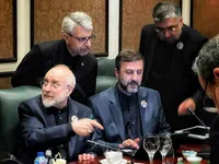 خبرگزاری رویترز به نقل از منابع آگاه: گفتگو بین واشنگتن و تهران همچنان ادامه دارد