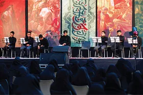 روایتی از برنامه &laquo;سوگ خوانی عبرت&raquo; که به مناسبت ماه محرم در مشهد برگزار می&zwnj;شود