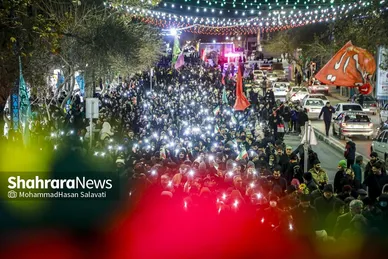 گزارش تصویری | گلباران حرم مطهر امام‌رضا (ع) در شب میلاد حضرت جوادالائمه (ع)
