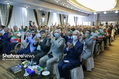 تجلیل از مدال‌آوران پاراالمپیکی