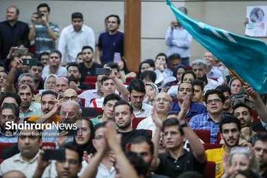 سفر تبلیغاتی محمدجواد ظریف به مشهد برای دور دوم انتخابات ۱۴۰۳