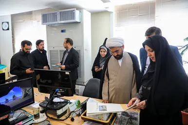 بازدید اعضای شورای اسلامی شهر مشهد از روزنامه شهرآرا