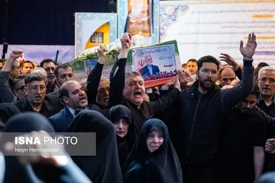 گزارش تصویری | مراسم خاکسپاری پیکر شهید کمال خرازی