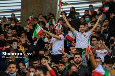 ورزشگاه امام رضا(ع)‌ قبل از شروع بازی فوتبال ایران و لبنان