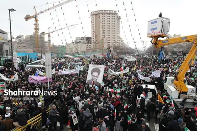 گزارش تصویری حضور باشکوه مردم مشهد در راهپیمایی ۲۲ بهمن