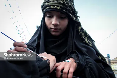 گزارش تصویری | حضور دهه‌هشتادی‌ها و دهه‌نودی‌ها در راهپیمایی ۲۲بهمن ۱۴۰۳ در مشهد