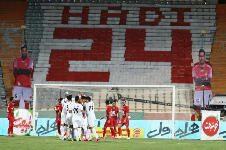 نتیجه دیدار پرسپولیس و ذوب‌آهن+ ویدئو گل‌ها| لوکا جشن سرخپوشان را خراب کرد