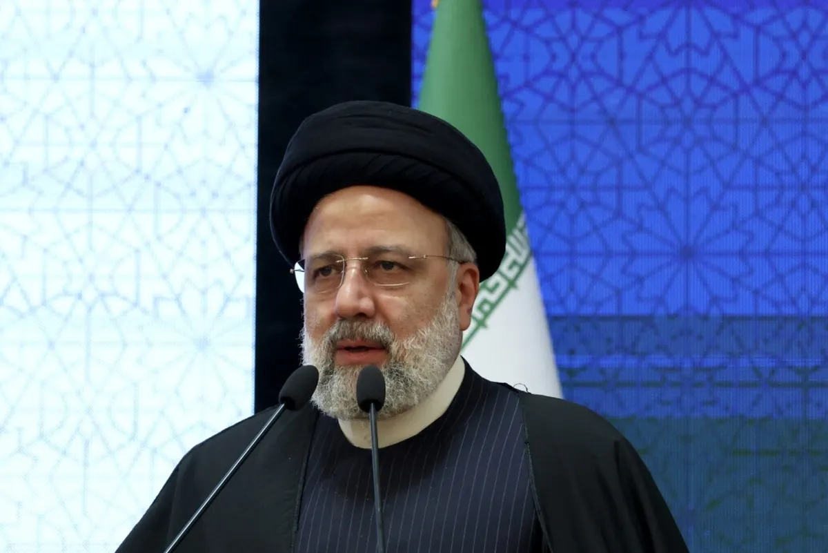 رئیس جمهور: نویسندگان از خواص هستند | فضای مجازی فرصتی برای رونق کتابخوانی است