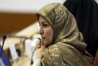 بررسی موانع اصلی مشارکت زنان در ترویج علم