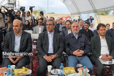 آیین بهره‌برداری و آغاز عملیات اجرایی ۲۹۶ مگاوات نیروگاه خورشیدی