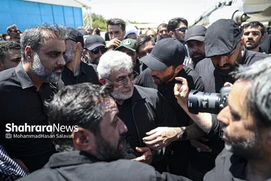 گزارش تصویری | استقبال از پیکر مطهر رهبر شهید انقلاب و خانواده ایشان در فرودگاه مشهد