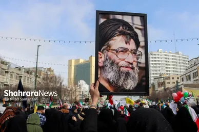 گزارش تصویری | راهپیمایی مردم مشهد در یوم الله ۲۲ بهمن ۲