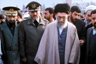 گزارش تصویری | تصاویر کمتر دیده‌شده از محسن رضایی و رهبر شهید انقلاب اسلامی
