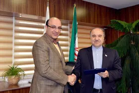 علی&zwnj;نژاد: فیده به اعتراض فدراسیون شطرنج ایران توجهی نکرد/ فیروزجا زیر پرچم فیده بازی می&zwnj;کند