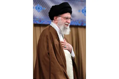 عکس‌هایی از دیدار هزاران نفر از بسیجیان سراسر کشور با رهبر معظم انقلاب (۵ آذر ۱۴۰۳)