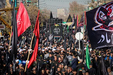 اجتماع عزاداران فاطمی و تشییع پیکر شهدای گمنام در مشهد
