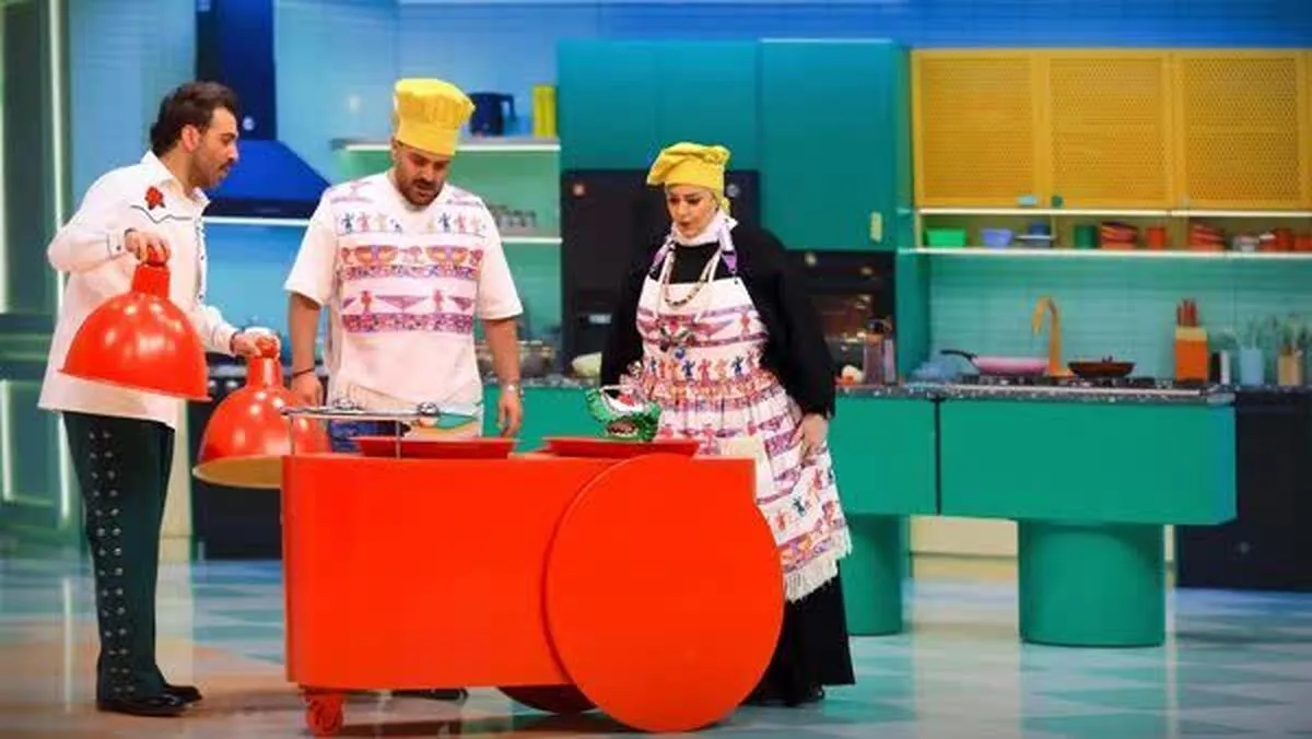 تلاش برای جذب مخاطب در برنامه «شفرونی» با هجو حیا و دعوت به ابتذال