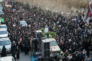 تشییع دو تن از شهدای حادثه تروریستی گلزار شهدای کرمان در مشهد
