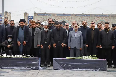 گزارش تصویری | مراسم تشییع پیکر همسر و فرزند معاون رئیس‌جمهور در مشهد