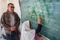 اعلام آمادگی ۳۰ هزار معلم بازنشسته برای تدریس (۵ شهریور ۱۴۰۳)