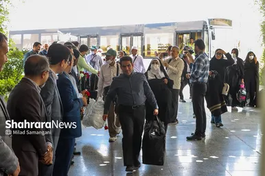 عکس‌های بازگشت اولین کاروان حجاج خراسانی به مشهد
