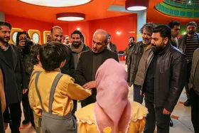 &laquo;هتل بسیار بسیار عجیب&raquo; میزبان رئیس رسانه ملی شد + زمان پخش