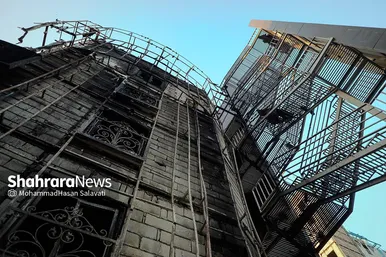 مهار آتش‌سوزی یک هتل آپارتمان در خیابان امام رضا (ع) مشهد