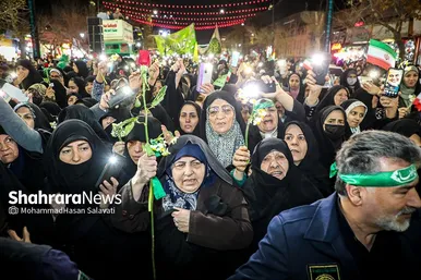 گلباران حرم مطهر رضوی در شب میلاد جوادالائمه (ع)