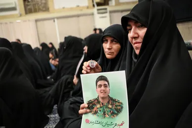 گزارش تصویری | سخنرانی رهبر معظم انقلاب در مراسم عزاداری شهادت امام رضا(ع)