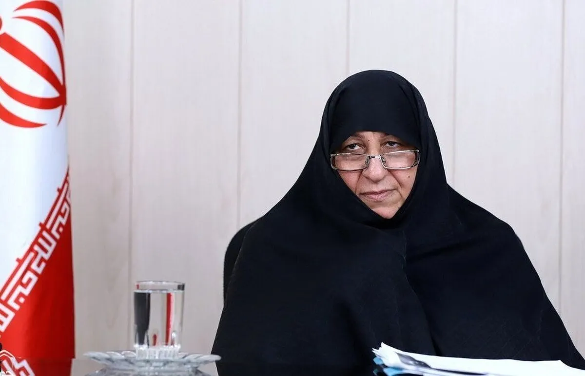 بررسی جایگاه نقش مادری در مکتب اهل‌بیت (ع)