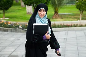 بهروزآذر: سیاه&zwnj;نمایی&zwnj;ها، دستاورد&zwnj;های زنان ایرانی را در جهان کم&zwnj;رنگ کرده است