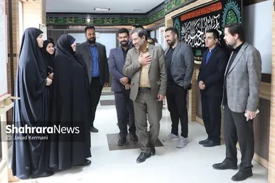 بازدید جمعی از مسئولین شهری مشهدمقدس از موسسه فرهنگی شهرآرا (۲) (۱۶ مرداد ۱۴۰۳)