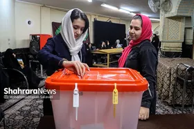 عکس&zwnj;هایی از مرحله دوم انتخابات چهاردهمین دوره ریاست&zwnj;جمهوری در مشهد (۶)