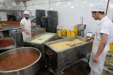 زولبیا و بامیه،شیرینی مخصوص ماه رمضان