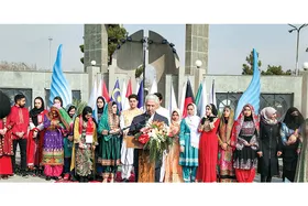 ۲۷ ملیت در یک دانشگاه