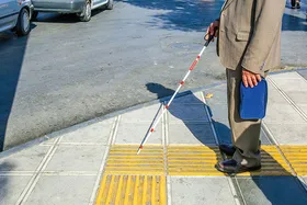مشکلات آشکار و پنهان نابینایان و کم&zwnj;بینایان در شهرها